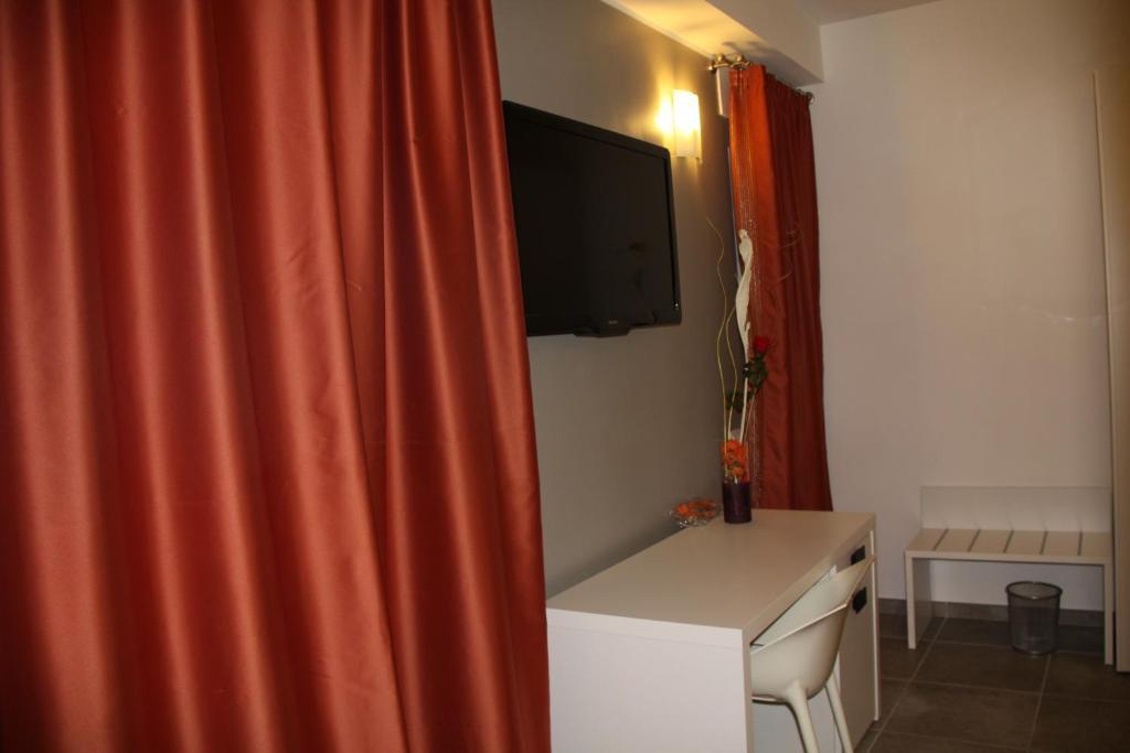 Bcomfort Hotel Cagliari Quarto foto