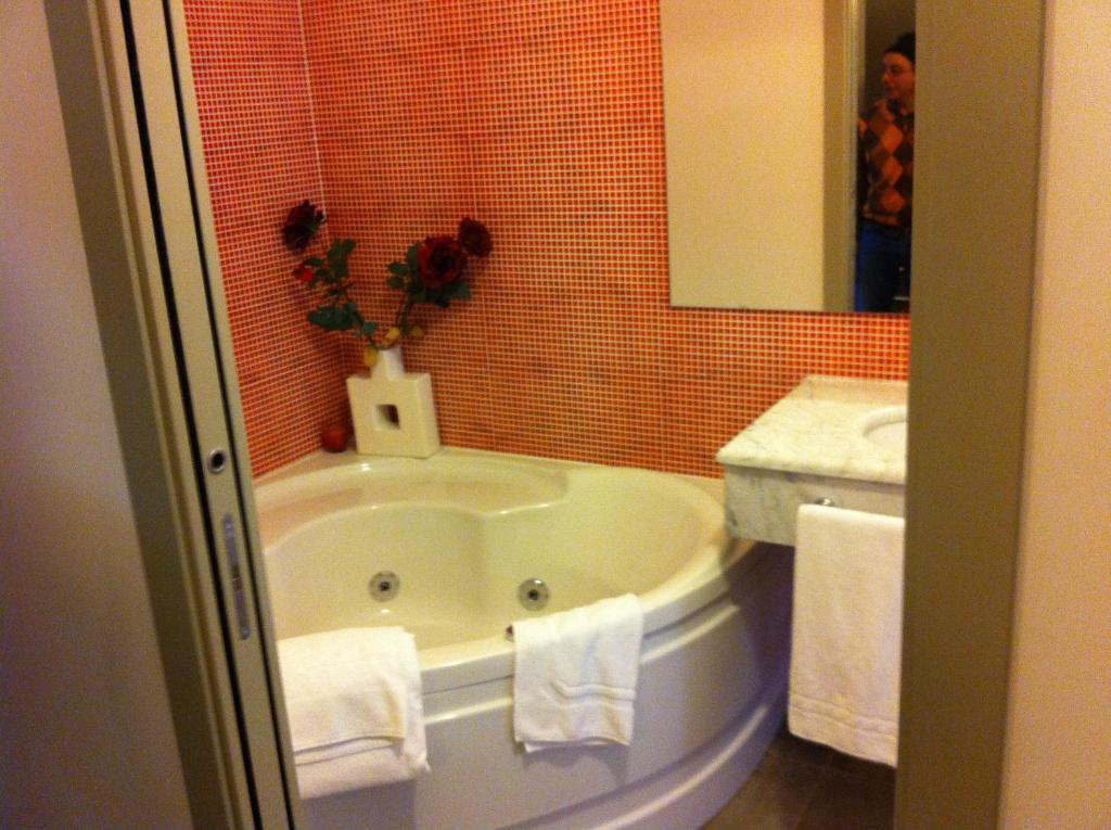 Bcomfort Hotel Cagliari Quarto foto