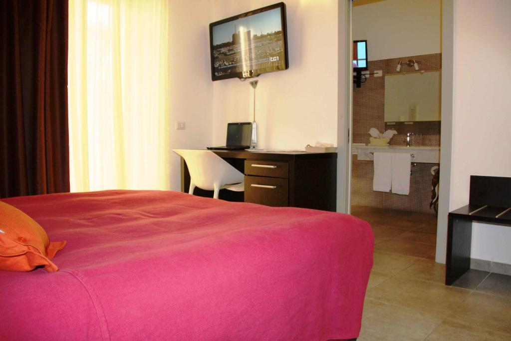 Bcomfort Hotel Cagliari Exterior foto
