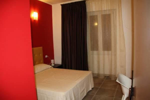 Bcomfort Hotel Cagliari Exterior foto